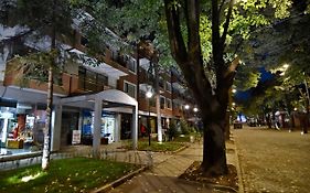 Stela Deluxe Apartments